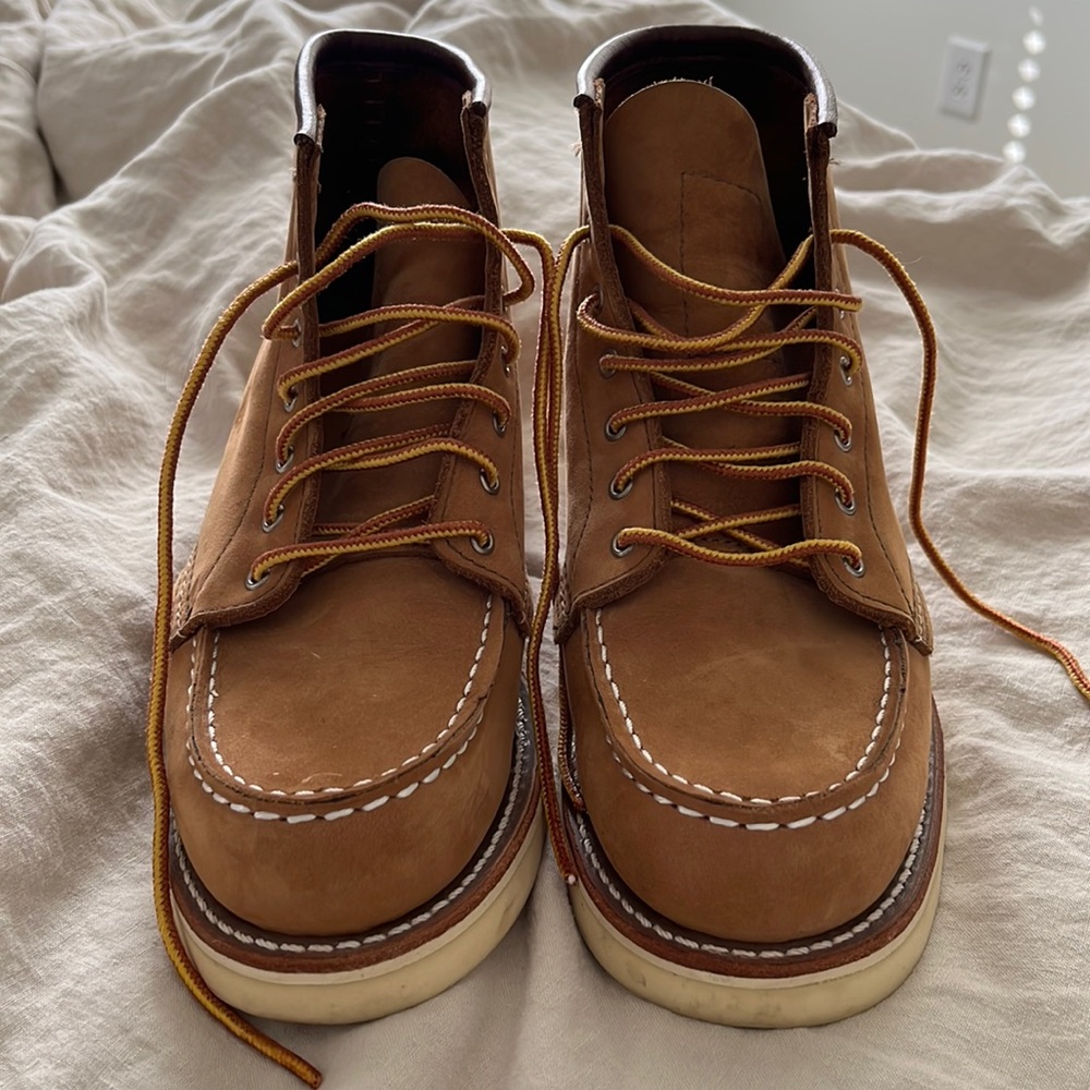 Red Wing Mocc toe womens boot